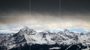 Dans cet exemple, avec un ciel chargé et menaçant, j’ai placé l’horizon sur le tiers inférieur pour lui laisser plus de place et renforcer son impact.